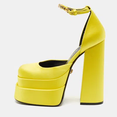 Pre-owned Versace Aevitas Size 37 Yellow Satin Platform Pumps