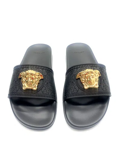 Pre-owned Versace Auth  Medusa Rubber Pool Slides Sandals Size 8 Us In Black