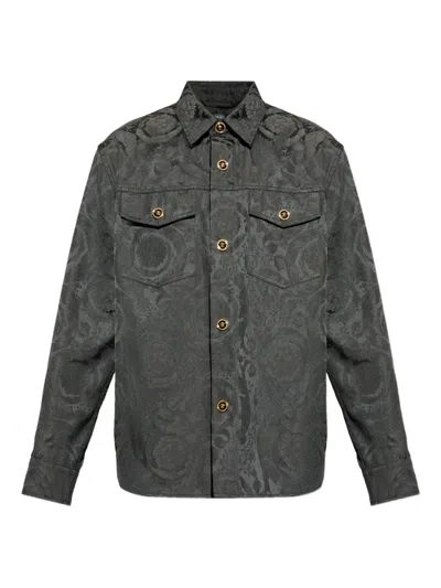 Versace Barocco-print Buttoned Overshirt In Gray
