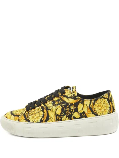 Pre-owned Versace Barocco-print Sneakers