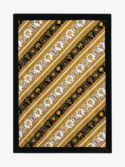 Versace Badetuch Mit Barock-print In Gold