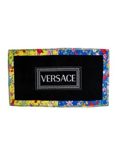 Pre-owned Versace Beach Towel In Black