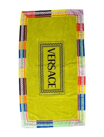 Pre-owned Versace Beach Towel In Green