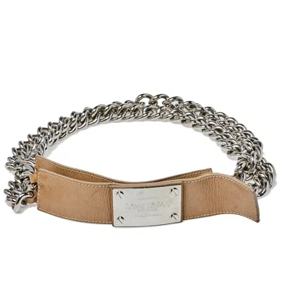 Versace Beige Patent Leather And Chain Logo Plaque Belt In Brown