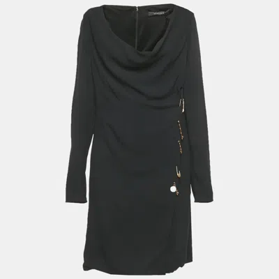 Pre-owned Versace Black Crepe Medusa Pin Detail Short Dress M