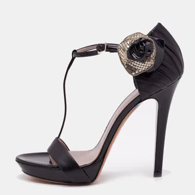 Versace Black Leather Flower Bow T- Strap Sandals In Multi