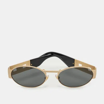 Pre-owned Versace Black/gold Tone Mod2264 Medusa Oval Sunglasses