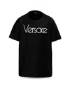 VERSACE BOYS' GRAPHIC LOGO TEE - BIG KID