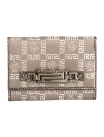 Pre-owned Versace Canvas Patterned Continental Wallet In Metallic/neutrals