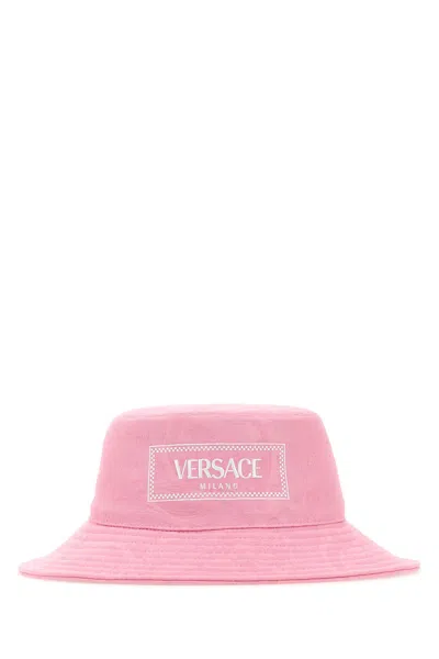 Versace Cappello-58 Nd  Female In Pink