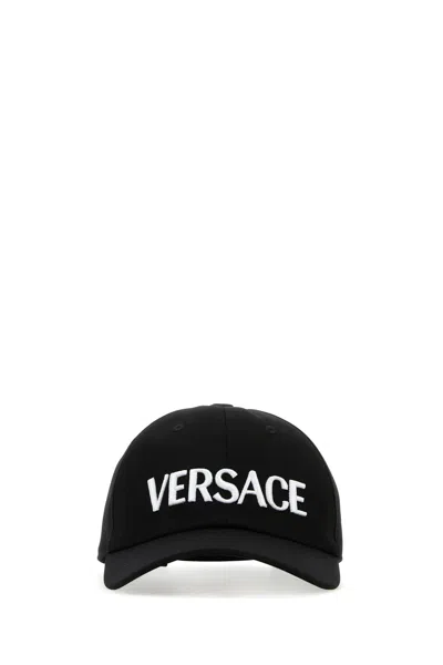 Versace Cappello-59 Nd  Female In Black