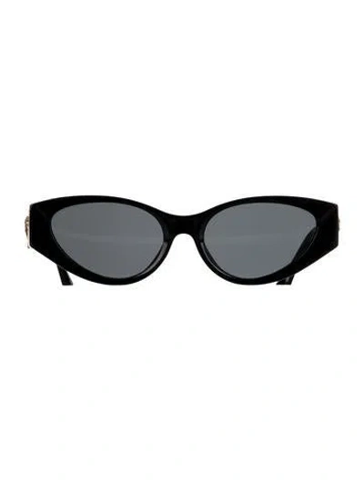Pre-owned Versace Cat-eye Tinted Sunglasses In Black