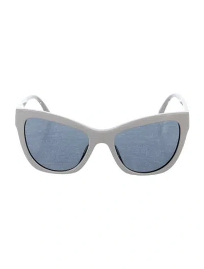 Pre-owned Versace Cat-eye Tinted Sunglasses In White