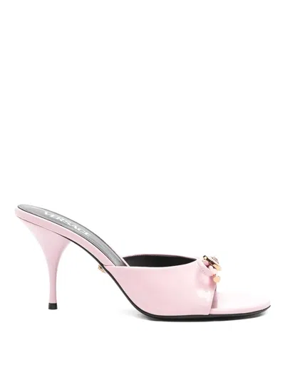 Versace Glossy Finish Sandals With Delicate Bow In Animal Print