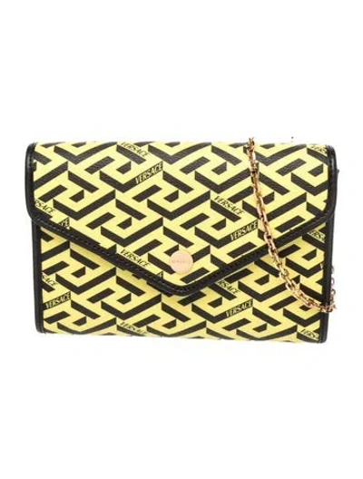 Pre-owned Versace Clutch In Yellow
