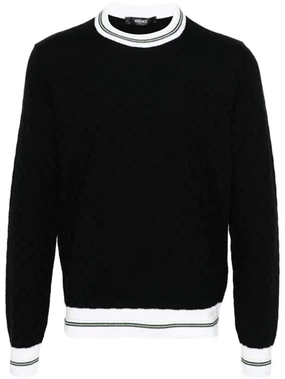 Versace Contrasto Checkerboard-knit Jumper In Black