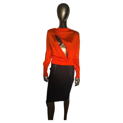 Pre-owned Versace Coral Red Silk Knit Cut-out Long Sleeve Top It 38
