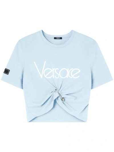 Versace 1978 Re-edition Logo Safety Pin Crop Graphic T-shirt In Light Blue