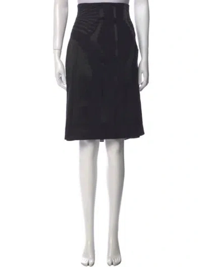 Pre-owned Versace Embroidered Accent Knee-length Skirt In Black
