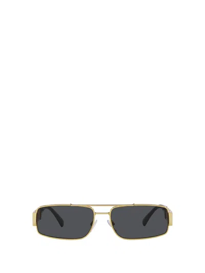 Versace Eyewear Rectangular Frame Sunglasses In Black