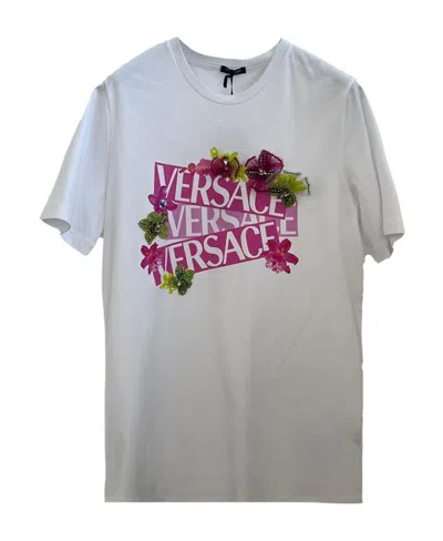 Versace Floral Logo-print T-shirt In Gray