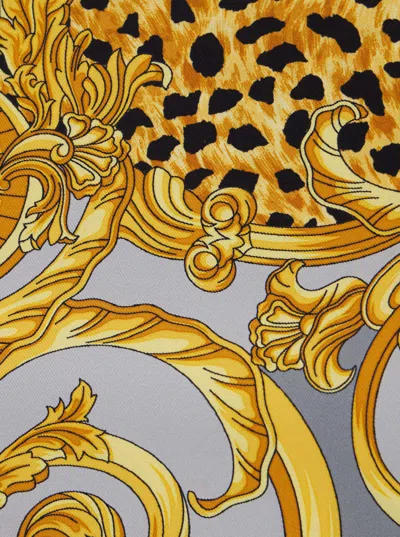 Versace Foulard 90x90 Twill Silk Bio Cheeta Foulard Print In Yellow
