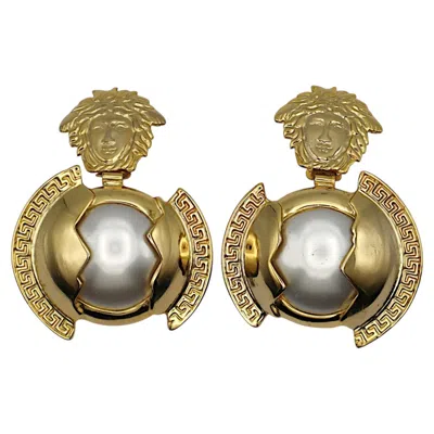 Pre-owned Versace Gianni  Vintage Oversized Gold-tone Medusa Faux Pearl Dangle Earrings In Multi