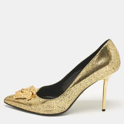 Pre-owned Versace Gold Textured Suede Medusa Pumps Size 40