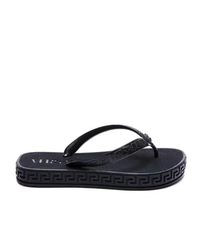 Versace Greca-motif Flip Flops In Black