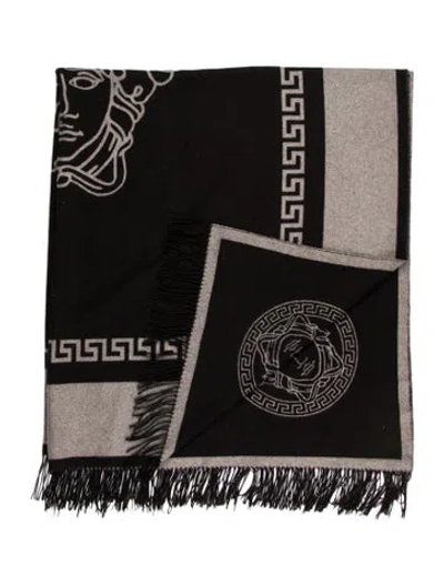 Pre-owned Versace Greca Throw Blanket In Black