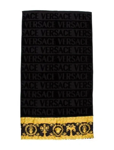 Pre-owned Versace I ♡ Baroque Bath Sheet In Multi