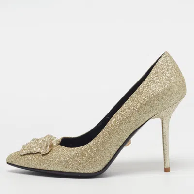 Pre-owned Versace Icon Medusa Size 38 Gold Glitter Pumps