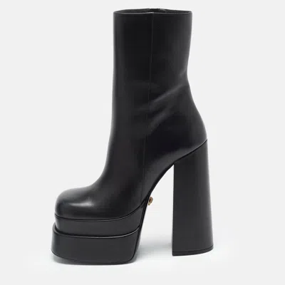 Pre-owned Versace Intrico Size 40 Black Leather Double Platform Ankle Boots