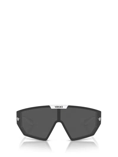 Versace Irregular-frame Sunglasses Sunglasses