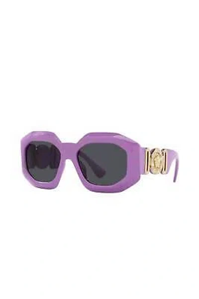 Pre-owned Versace Irregular Plastic Sunglasses With Dark Grey Solid Color Lens For Women In Purple