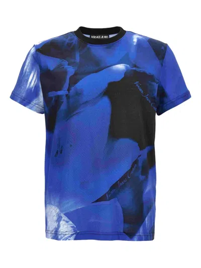 Versace Jeans Couture Abstract-print T-shirt In Blue