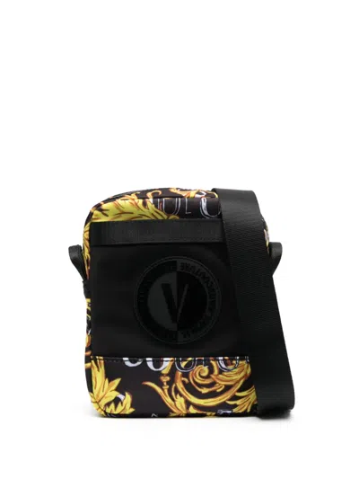 Versace Jeans Couture Logo Print Crossbody Bag In Schwarz