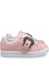 Versace Jeans Couture Sneakers Mit Barock-schnalle In Pink