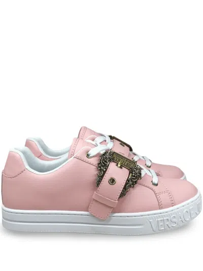 Versace Jeans Couture Sneakers Mit Barock-schnalle In Rosa