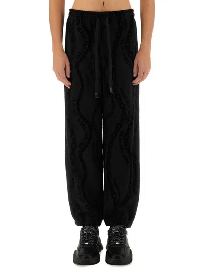 Versace Jeans Couture Chain Print Joggers In Black