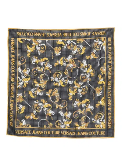 Versace Jeans Couture Foulard 90x90 Cm Barocco Outline In Black Gold