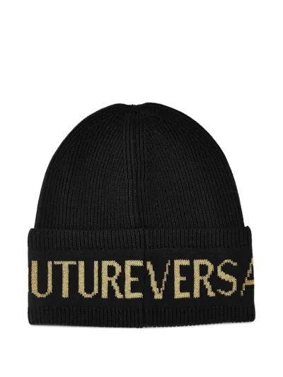 Versace Jeans Couture Logo-detail Beanie In Black