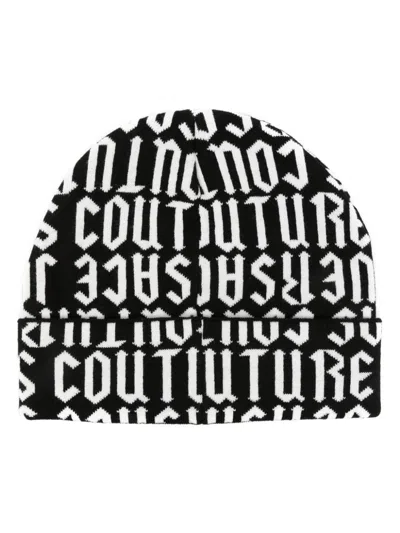 Versace Jeans Couture Beanie Mit Jacquard-logo In Schwarz