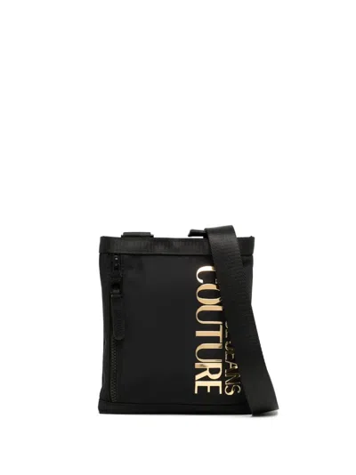 Versace Jeans Couture Kuriertasche Mit Logo In Black