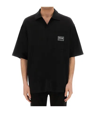 Versace Jeans Couture Logo Patch Short-sleeved Shirt In Black