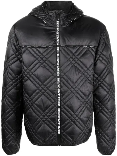 Versace Jeans Couture Logo-strap Quilted Coat In Schwarz
