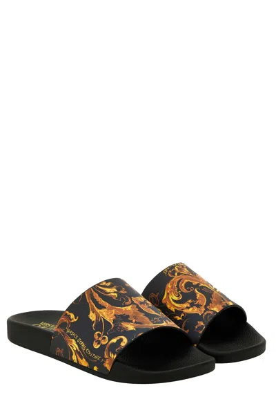 VERSACE JEANS COUTURE VERSACE JEANS COUTURE POOL SLIDES