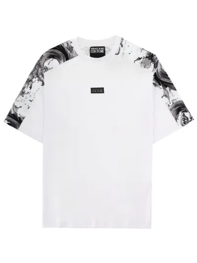 Versace Jeans Couture T Shirt Con Placca Logo In White