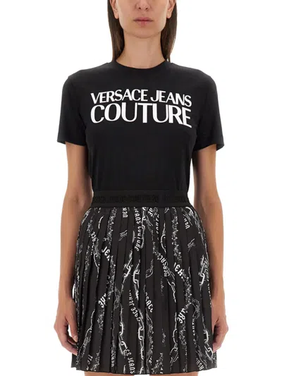 Versace Jeans Couture T-shirt With Logo In Black