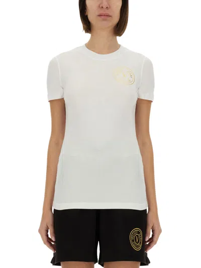 Versace Jeans Couture "v-emblem" Logo T-shirt In White